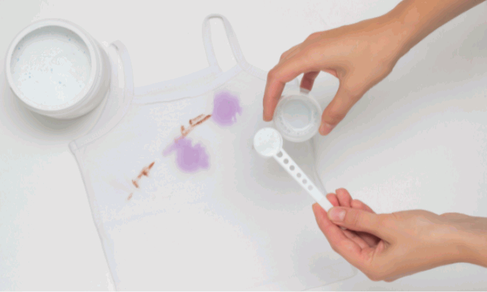 how to remove stains from white quartz countertops