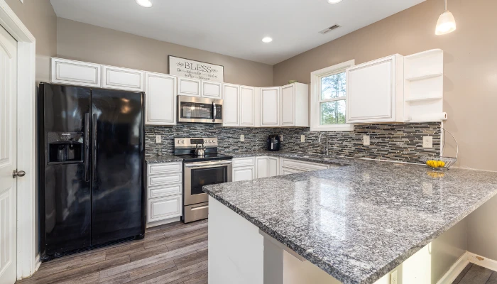 Revive Your Kitchen Shine| Expert Tips on How to Re Polish Granite Countertops