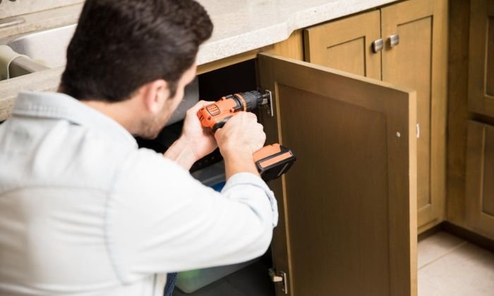 cost to replace kitchen cabinets and countertops